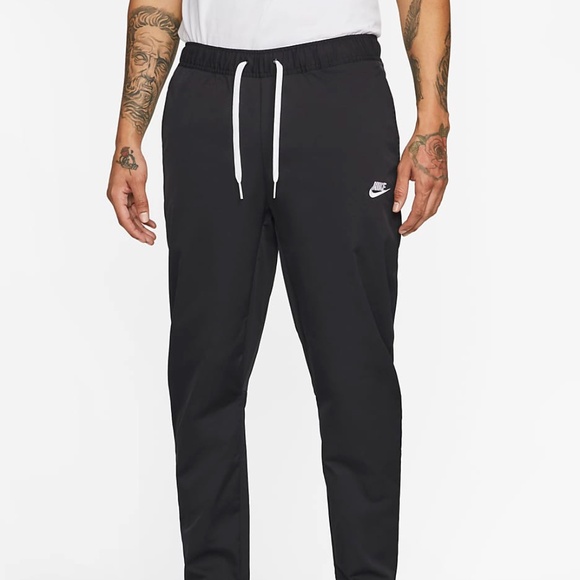 Nike Club Men's Woven Tapered Leg Pants - Picture 1 of 10
